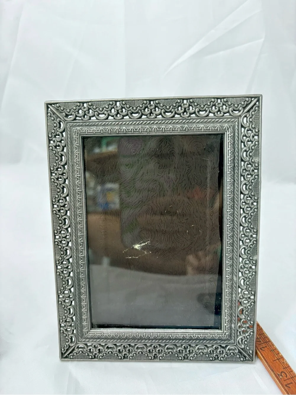 Downing Street an Unbranded Elegant Silver Plated Decorative Picture Frame Pair